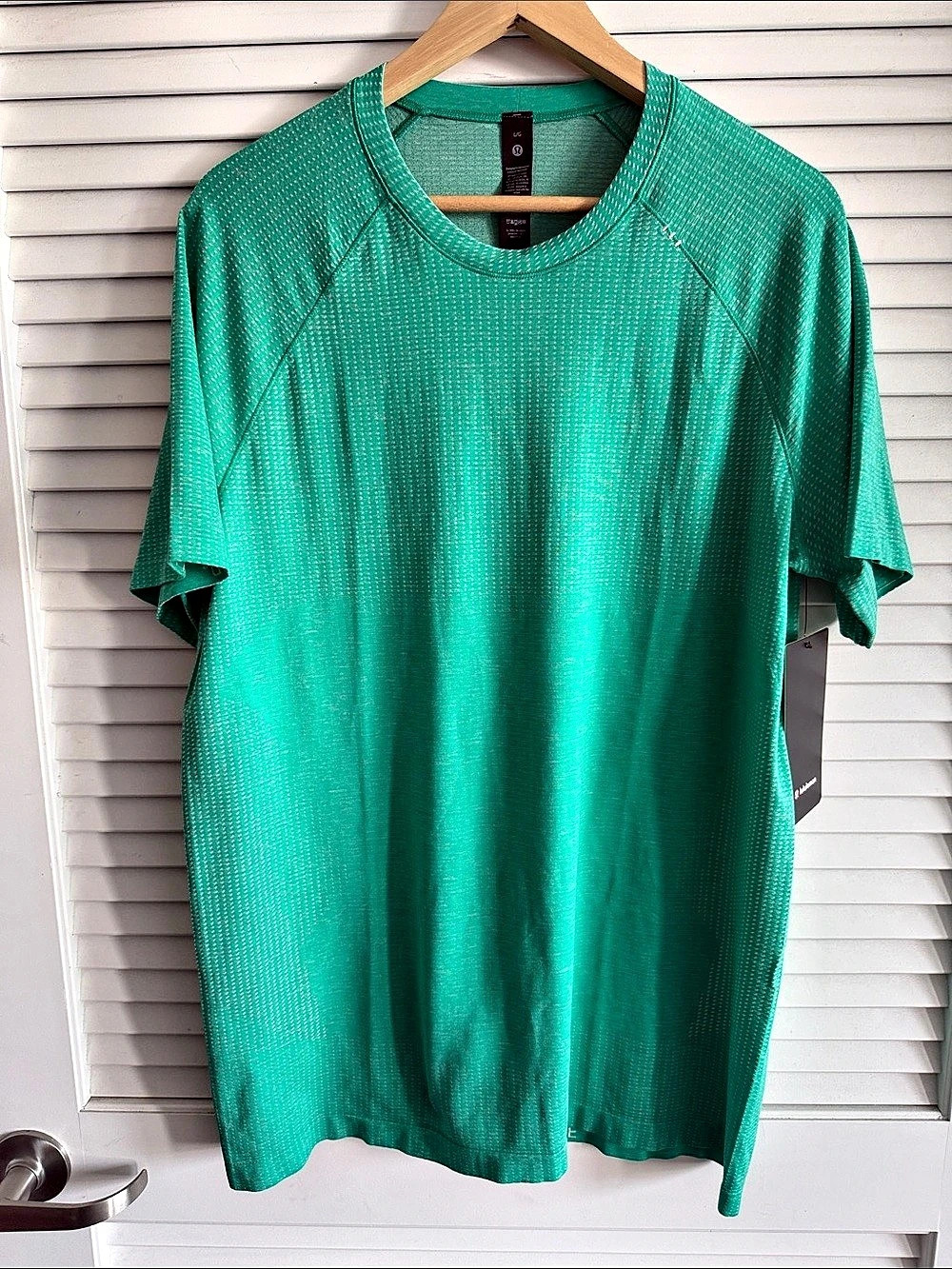 lululemon Metal Vent Tech Short Sleeve Men's Green Large